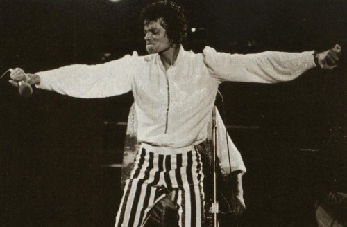 Victory Tour (286)