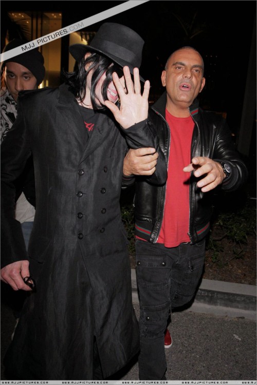 Shopping with Christian Audigier on Rodeo Drive (February 27) (9)