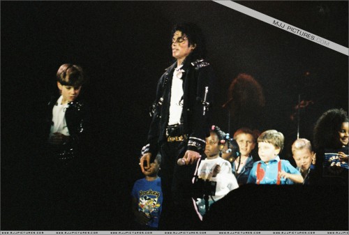 BAD Tour (320)