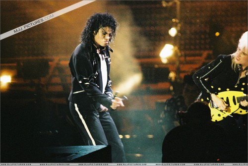 BAD Tour (325)