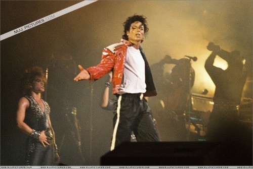 BAD Tour (372)