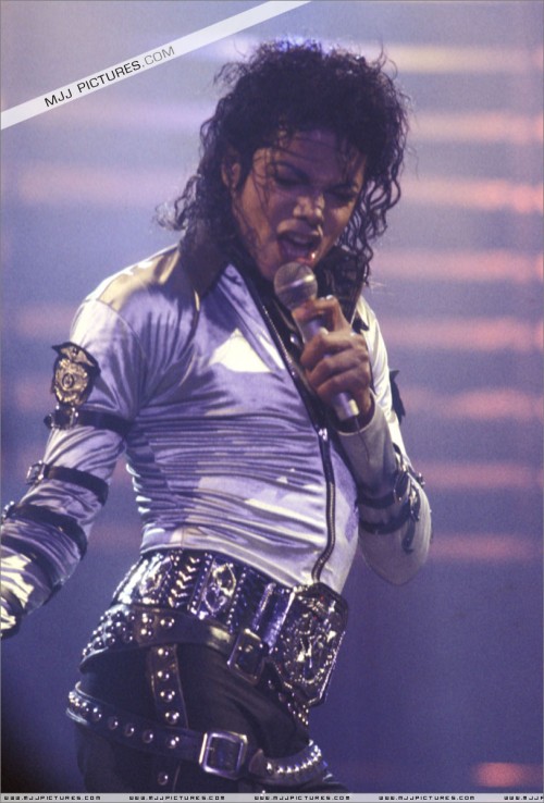 BAD Tour (413)