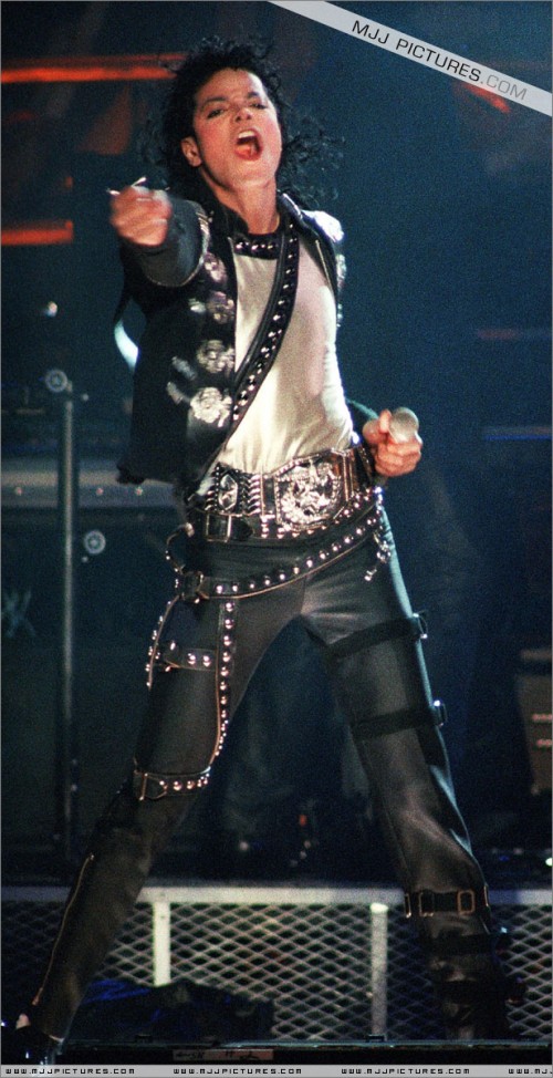 BAD Tour (420)