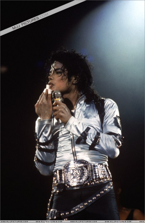 BAD Tour (514)