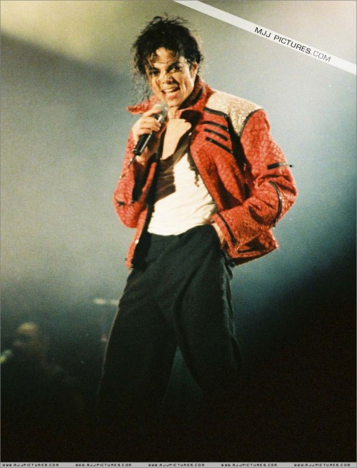 Dangerous World Tour (138)