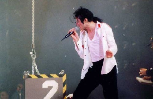 Dangerous World Tour (142)