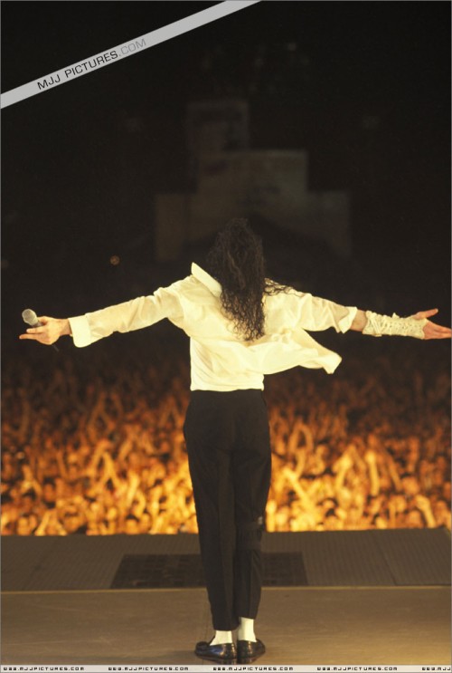 Dangerous World Tour (152)