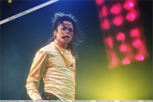 Dangerous World Tour (174)