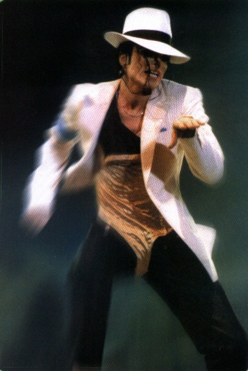 Dangerous World Tour (17)