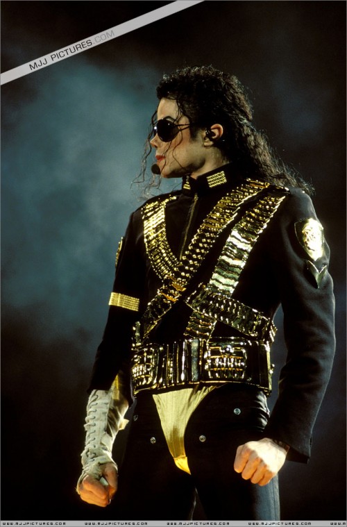 Dangerous World Tour (204)