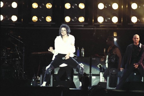 Dangerous World Tour (208)