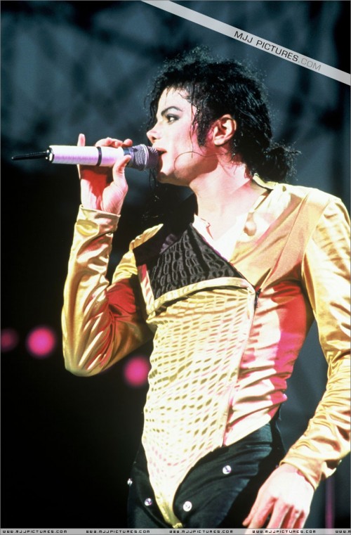 Dangerous World Tour (226)