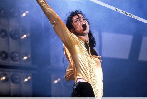 Dangerous World Tour (279)