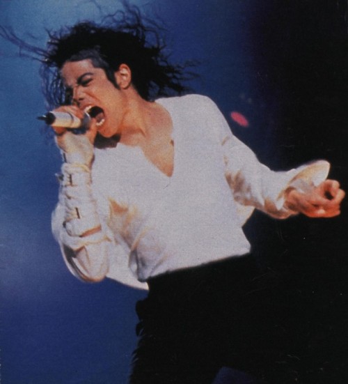 Dangerous World Tour (374)