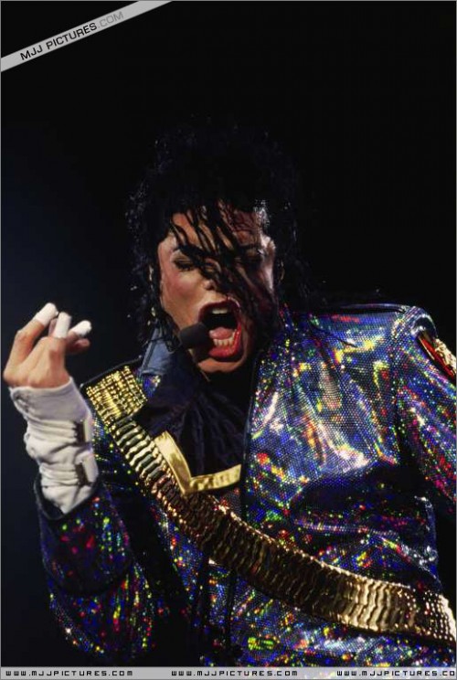 Dangerous World Tour (436)