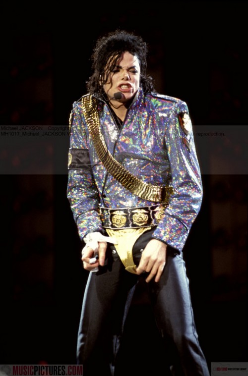 Dangerous World Tour (449)