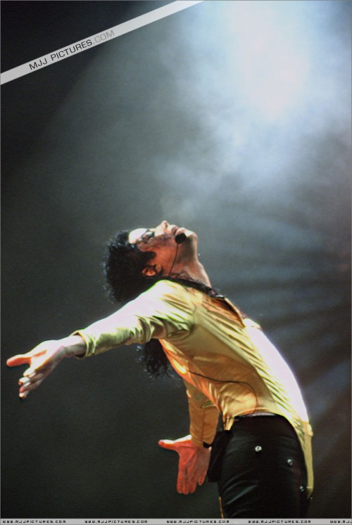 Dangerous World Tour (463)