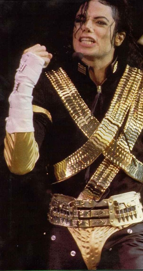 Dangerous World Tour (500)