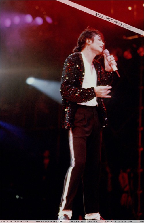 Dangerous World Tour (52)