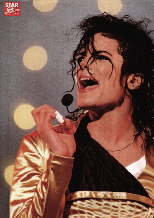 Dangerous World Tour (552)