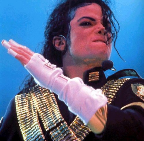 Dangerous World Tour (578)