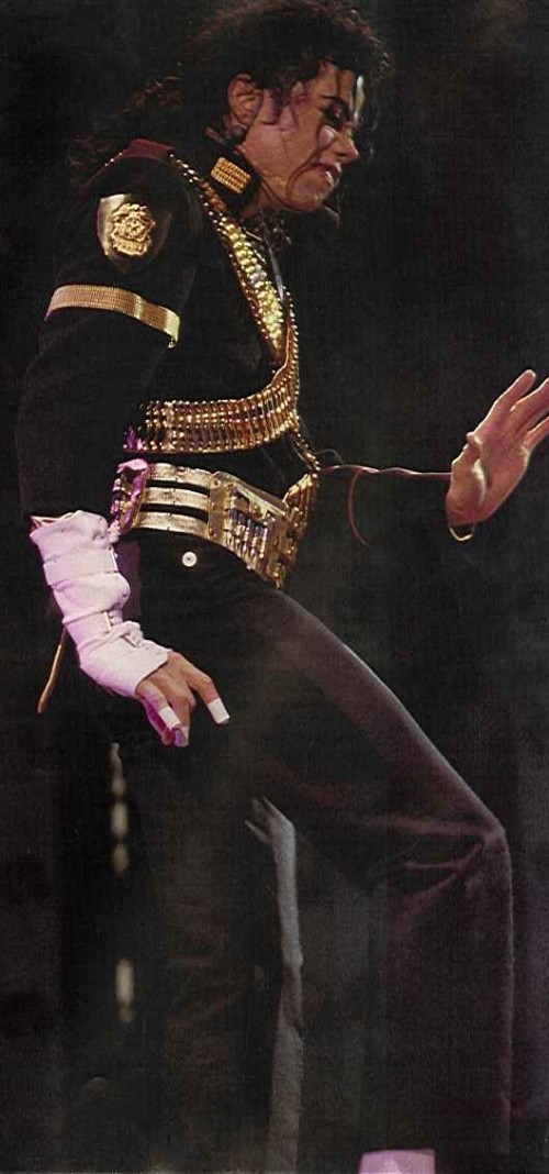 Dangerous World Tour (581)