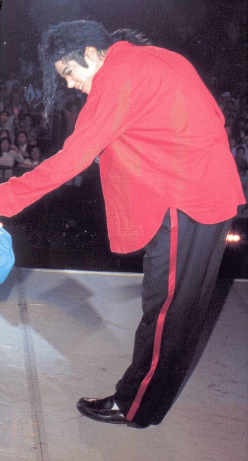 Dangerous World Tour (75)