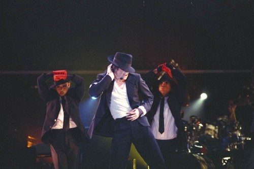 Dangerous World Tour (9)