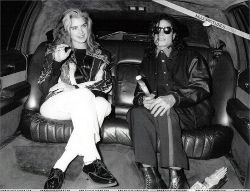 Michael and Brooke Shields at The Inn Of The Seventh Ray Restaurant 1991 (5)