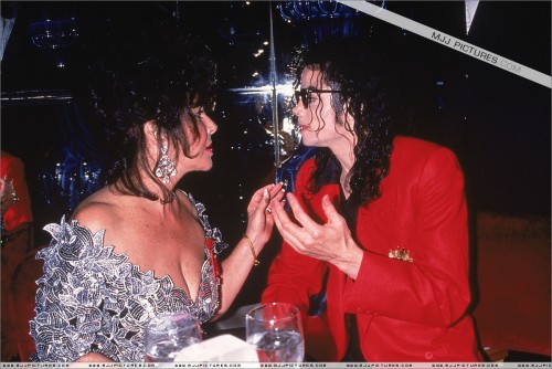 MichaelandElizabethTaylorattheTavernOnTheGreen19926.jpg