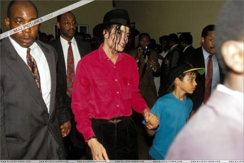 MichaelvisitsAfrica19922.jpg