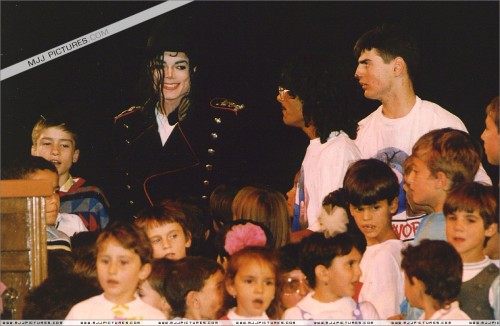 MichaelvisitsBucharest199216.jpg