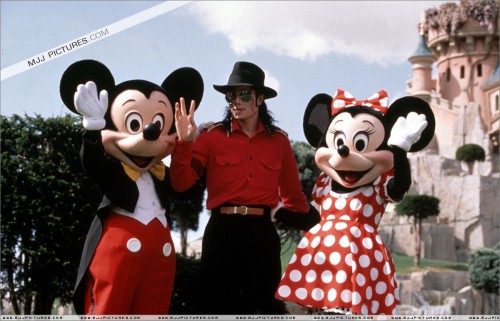 Michael visits Disneyland Paris 1992 (4)