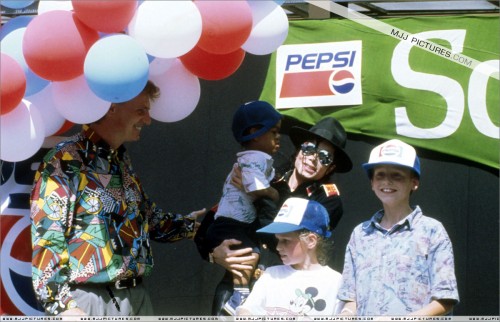 Michael visits the Sophia Children’s Hospital Rotterdam 1992 (4)