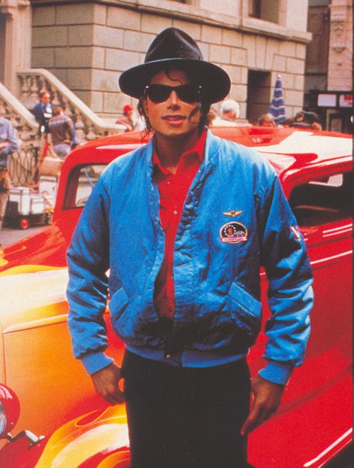 Moonwalker (9)