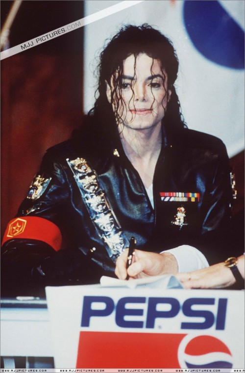 PepsiHealTheWorldFoundationPressConference199238.jpg