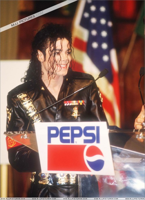 PepsiHealTheWorldFoundationPressConference199250.jpg