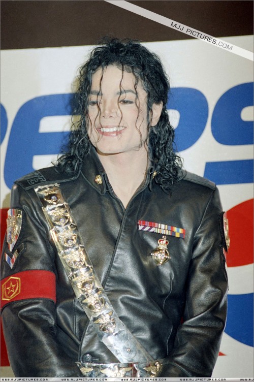 Pepsi & Heal The World Foundation Press Conference 1992 (92)