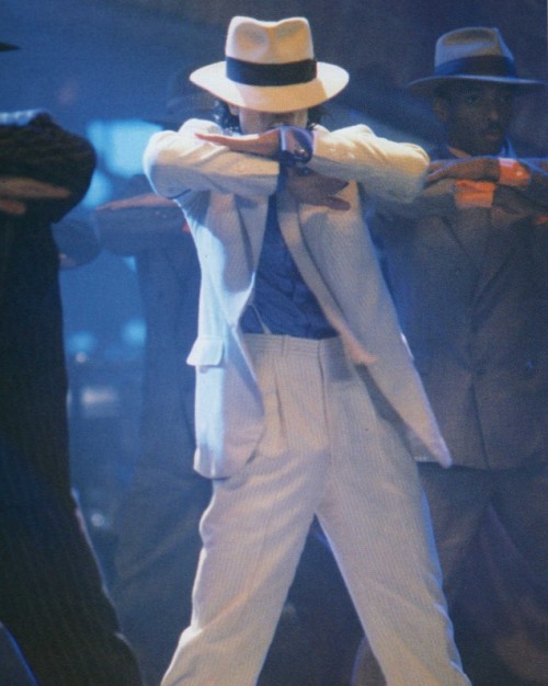 Smooth Criminal (29)