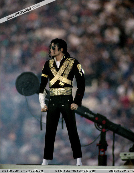 SuperBowlXXVIIHalftimeShow1993118.jpg