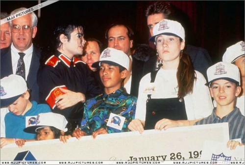 SuperBowlXXVIIPre-ShowPressConference199352.jpg