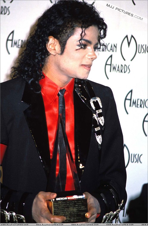 The16thAmericanMusicAwards198910.jpg