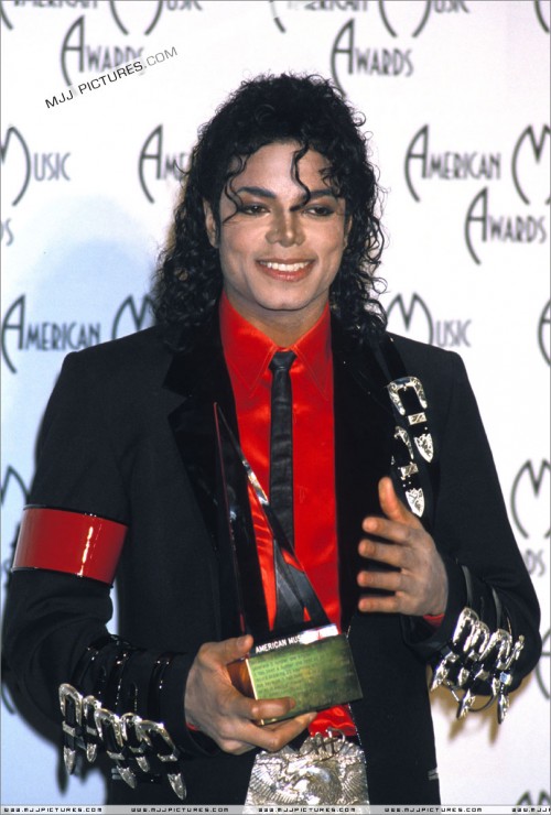 The16thAmericanMusicAwards198925.jpg