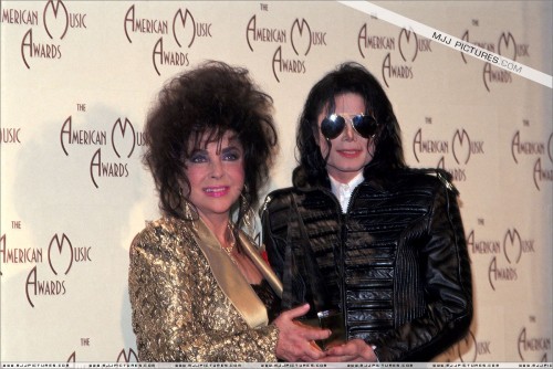 The20thAmericanMusicAwards199322.jpg