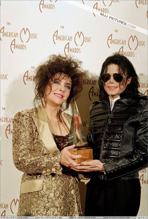 The20thAmericanMusicAwards199344.jpg