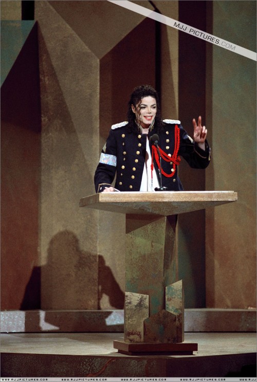 The26thNAACPImageAwards19949.jpg