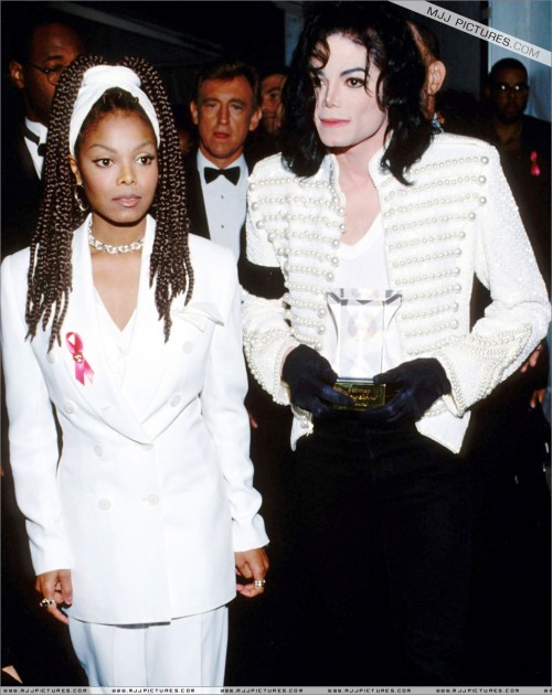 The35thGrammyAwards199312.jpg