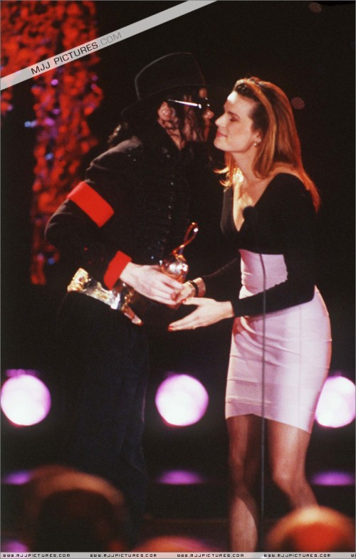 The5thWorldMusicAwards19933.jpg