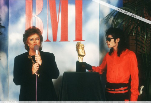 TheBMIMichaelJacksonAward19903.jpg