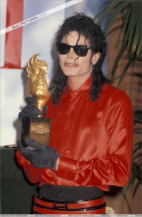 TheBMIMichaelJacksonAward19905.jpg